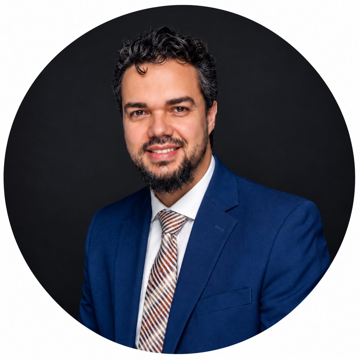 Mario Almanzar, Founder and Principal of Maxscale Accounting